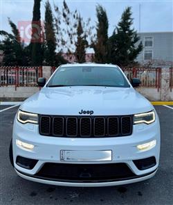 جيب جراند شيروكي